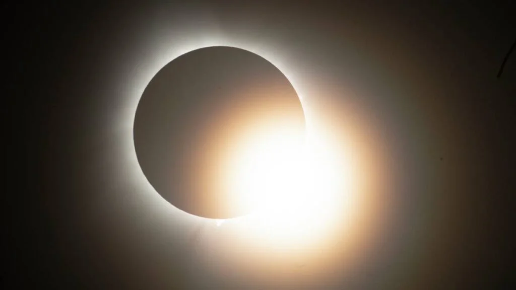 eclipse-solar-total-150438-1024x576