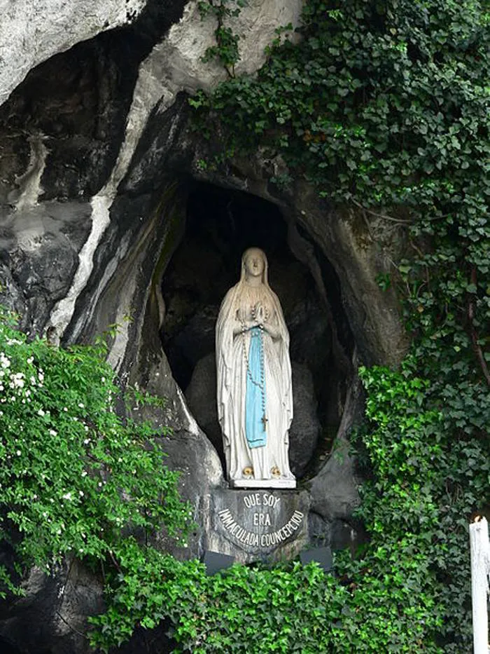 virgen-de-lourdes-5678c6183df78ccc153c0efe