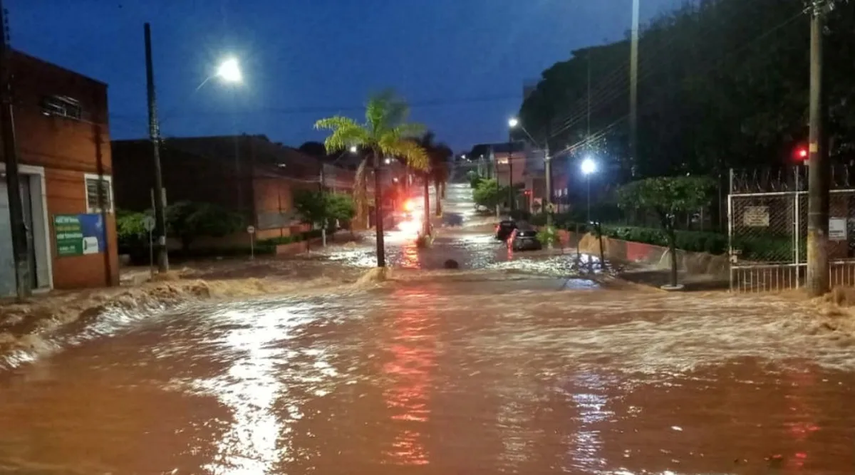 SALTA INUNDACION